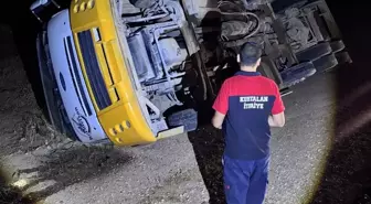 Siirt'te Devrilen Vinç Sürücüsünü Yaraladı