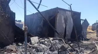 Siirt'te Konteyner Yangını Söndürüldü