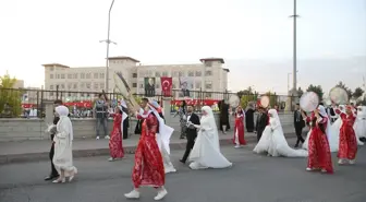 Siirt'te 40 Çift Toplu Düğün Töreni Düzenlendi