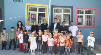 Öğrenciyle Öğretmen Arasındaki Dayanışma: Siirt'te Kitap Kampanyası