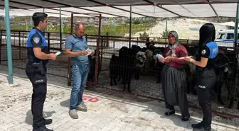 Mersin Silifke'de Polis Kurban Satıcılarını Dolandırıcılığa Karşı Uyardı