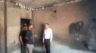 Kaymakam Partal, yangında evi yanan aileyi ziyaret etti