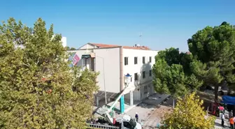 Balıkesir Sındırgı'da Deprem Sonrası Yıkım Süreci Devam Ediyor