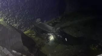 Sinop'ta Dereye Devrilen Otomobilde 3 Yaralı