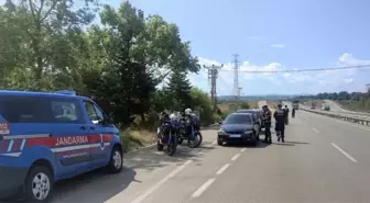 Sinop'ta Huzur Uygulaması: 3 Aranan Kişi Yakalandı