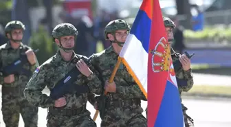 Sırbistan'da 'Birliğin Gücü' Askeri Geçit Töreni Gerçekleştirildi