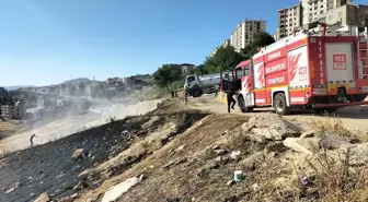 Cizre'de Anız Yangını Kısa Sürede Söndürüldü