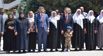 Şırnak Valisi Birol Ekici, güvenlik güçleriyle bayramlaştı