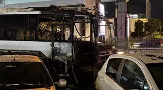 Şişli'de Tur Otobüsünde Yangın