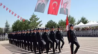 Sivas'ta eğitimini tamamlayan 348 kadın polis adayı mezun oldu