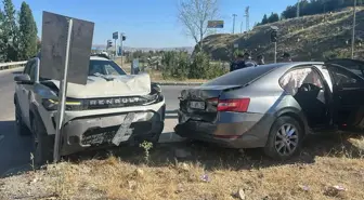 Sivas'ta Trafik Kazası: 5 Yaralı