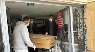 Kırım Kongo Kanamalı Ateşinden Bir Kadın Hayatını Kaybetti