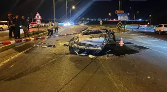 Sivas'ta Otomobil Kazası: 1 Ölü, 1 Yaralı