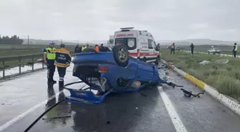 Sivas'ta Trafik Kazası: 1 Ölü, 4 Yaralı