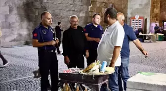 Sivas'ta Zabıta Ekiplerinden Gece Denetimi