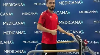 Sivasspor'un yeni transferi Valon Ethemi sağlık kontrolünden geçti
