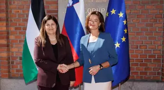 Slovenya Dışişleri Bakanı Fajon: Gazze'de Acil Ateşkes Gerekiyor