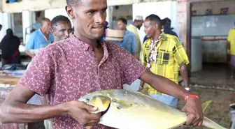 Somali'nin Deniz Ürünleri Pazarı ve Liido Plajı'nın Çekiciliği