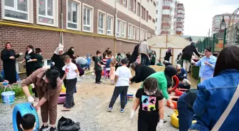 Sorgun'da Ailemle Eğitim Yolculuğu Projesi ile Okul Bahçesi Çiçeklendi