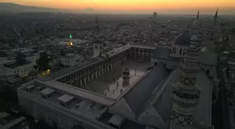 Suriye'de Esed rejiminin ardından ilk Kurban Bayramı namazı kılındı