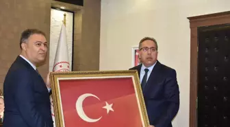 Tarım ve Orman Bakan Yardımcısı Ahmet Gümen Afyonkarahisar'da Ziyaretlerde Bulundu