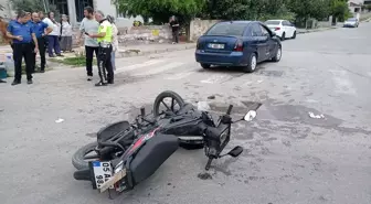 Taşova'da Motosiklet ile Otomobil Çarpışması: Bir Yaralı