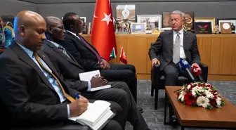 Akar ve Sudan Büyükelçisi Görüştü
