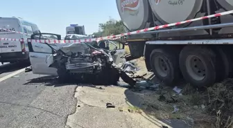 Tekirdağ'da Kamyon ile Otomobil Çarpışması: 4 Kişi Hayatını Kaybetti