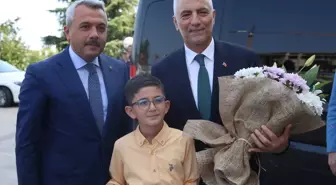 Ticaret Bakanı Ömer Bolat Rize'de Ziyaretler Gerçekleştirdi