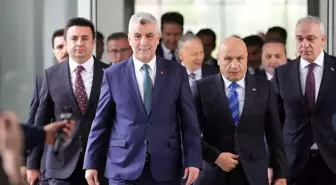 Ticaret Bakanı Ömer Bolat, mayıs ayı dış ticaret verilerini açıkladı: (1)