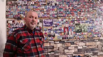 Tıraş ettiği müşterilerinden 28 yıldır aldığı 3 bin fotoğrafı iş yerinde sergiliyor