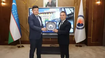 Rektör Yılmaz Özbekistan'da Akademik İş Birliği İçin Ziyarette Bulundu