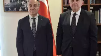 Tokat Gaziosmanpaşa Üniversitesi Rektörü Kırgızistan-Türkiye Manas Üniversitesini Ziyaret Etti