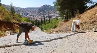 Tokat Belediyesi Ali Mezarlığı'nda Ulaşım Kolaylığı Sağladı