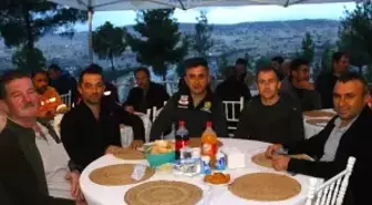 Levent Morkan'a Veda Yemeği Düzenlendi