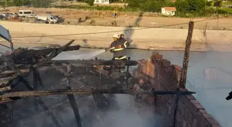 Tokat'ın Erbaa ilçesinde yangın: 4 evde hasar