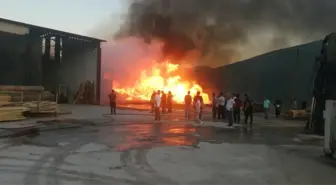 Tokat'ın Almus ilçesinde kereste atölyesinde yangın
