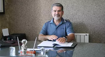 Kayıp Tekne Zorlu Yolculukla Kuşadası'na Getirildi