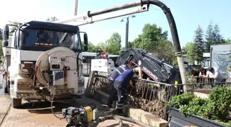 Trabzon'da Taşkın Bölgesinde Temizlik Çalışmaları Devam Ediyor