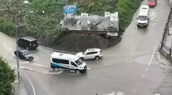 Trabzon'da Sağanak Yağış Hayatı Olumsuz Etkiledi