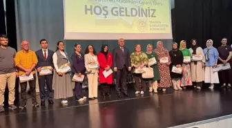 Trabzon'da 156 Öğretmene Sertifika Töreni