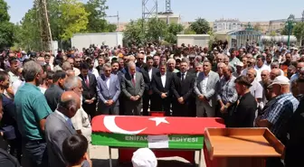 Yenifakılı Belediye Başkanı Musa Sarıaslan, Trafik Kazasında Hayatını Kaybetti