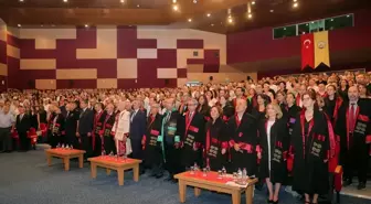Trakya Üniversitesi'nde Tıp Fakültesi Mezuniyet Töreni Düzenlendi
