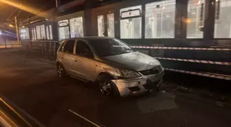 Alkollü Sürücü Tramvay Yoluna Girdi, Ehliyeti Alındı