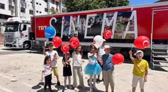 Tokat'ın Artova İlçesine TRT Sinema Tırı Geldi