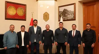 Güreş Federasyonu Başkanı Akgül'den Kars Valisi Polat'a Ziyaret