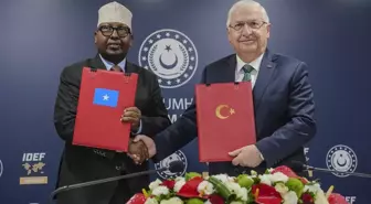 Türkiye ile Somali Arasında Savunma Protokolü İmzalandı