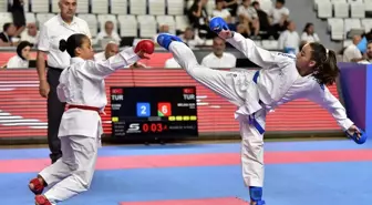 Türkiye Karate Premier Ligi Murat Eşsiz Etabı Manisa'da Başladı