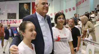 Voleybol Federasyonu Başkanı Üstündağ, Malatya'da Çocuklarla Buluştı