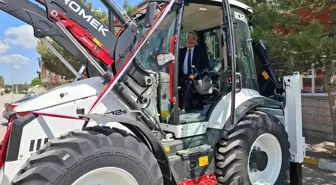 Ulaş Belediyesi Yeni Kepçesi ile Hizmet Kalitesini Artırıyor